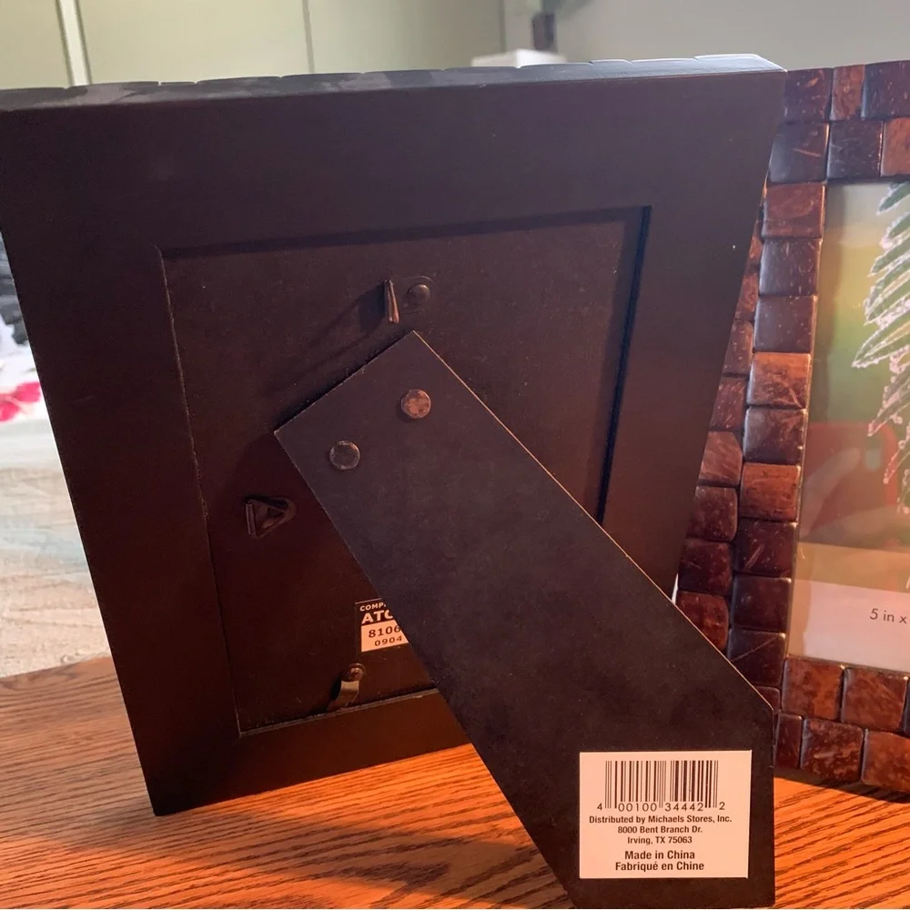 Picture frames set of two(2)